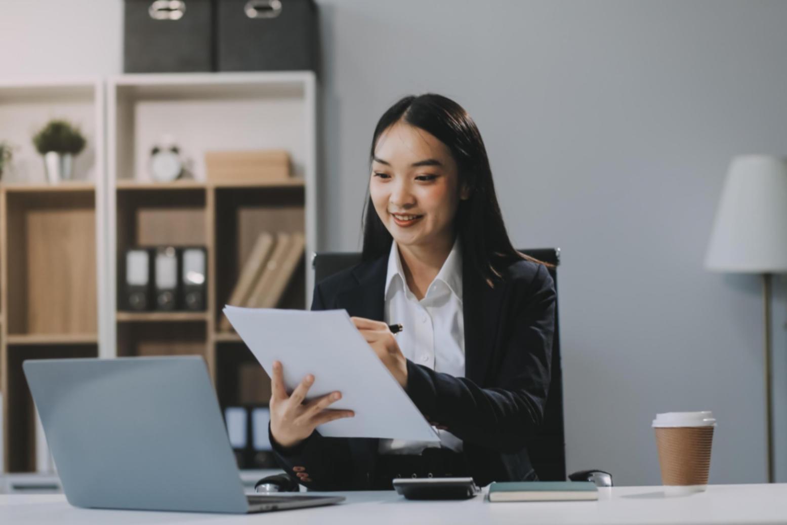 Unser Team bei der Beratung eines Startup-Gründers in Hamburg